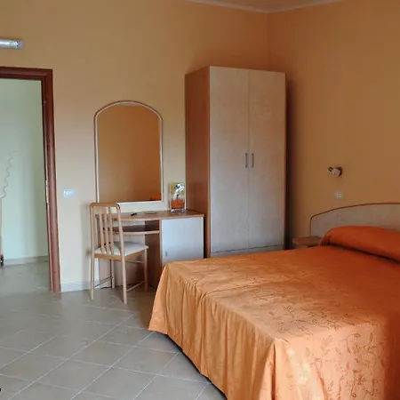Hotel Vittoria Benevento Zimmer foto